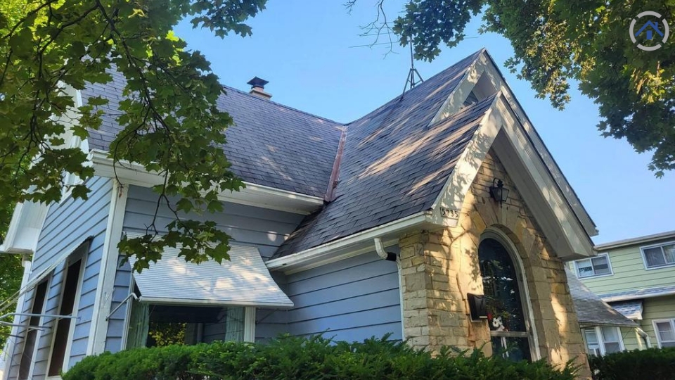 Best Roof Color for Energy Efficiency - Waukesha, Wisconsin